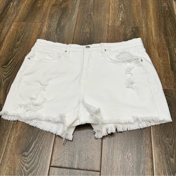 Good American Good '90s High Waist Denim Cutoff Shorts Size 12/31 White - Picture 1 of 12
